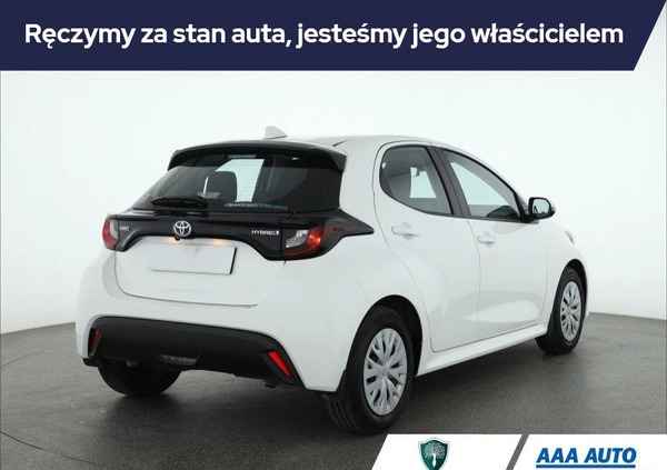 Toyota Yaris cena 84000 przebieg: 17969, rok produkcji 2022 z Myślibórz małe 191